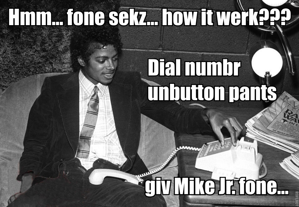 Mike-Jr-on-the-phone-michael-jackson-funny-moments-28629854-960-667